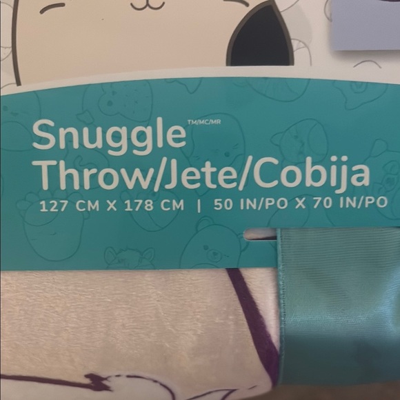 Squishmallows Pastel Snuggle Blanket - Picture 1 of 2